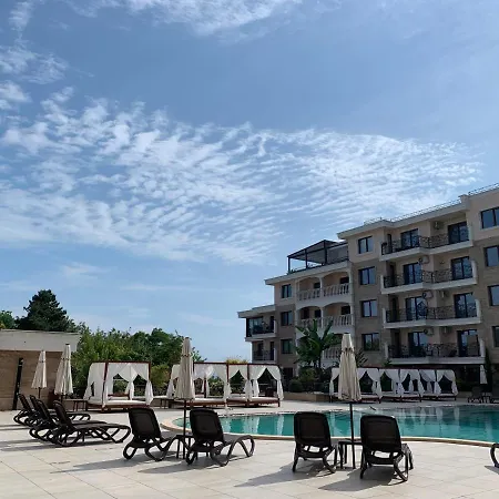 Apartament Valencia Gardens Deluxe Nesebăr
