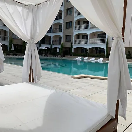 Valencia Gardens Deluxe