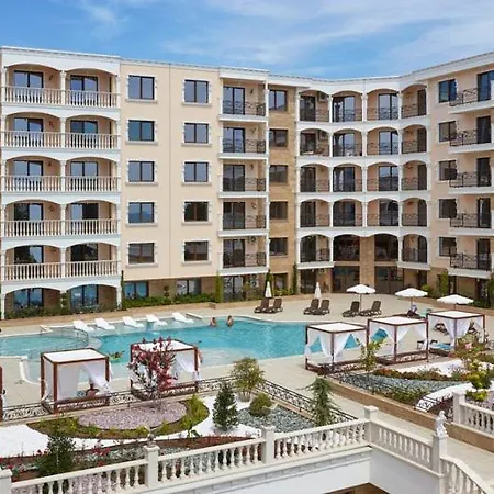 Valencia Gardens Deluxe Апартамент Несебър