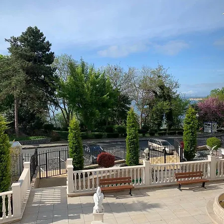 Valencia Gardens Deluxe Несебър