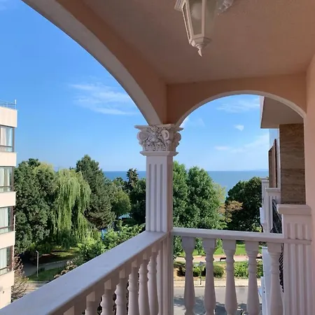 דירה Valencia Gardens Deluxe נסבר
