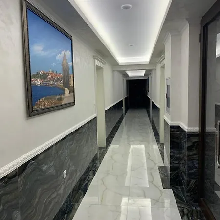 Valencia Gardens Deluxe נסבר