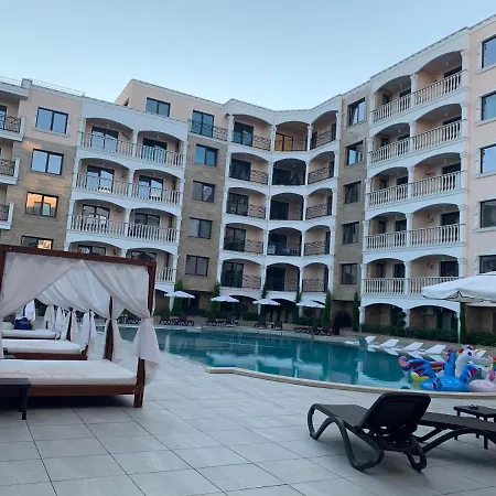 Valencia Gardens Deluxe Nesebyr