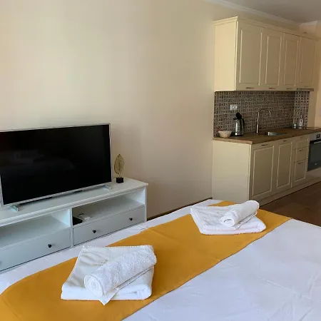 Valencia Gardens Deluxe Апартамент *