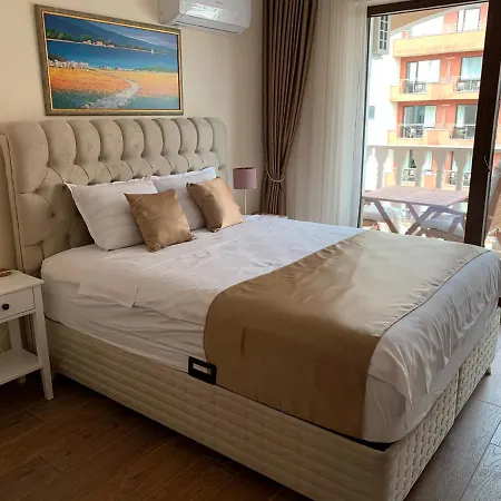 Valencia Gardens Deluxe Несебър